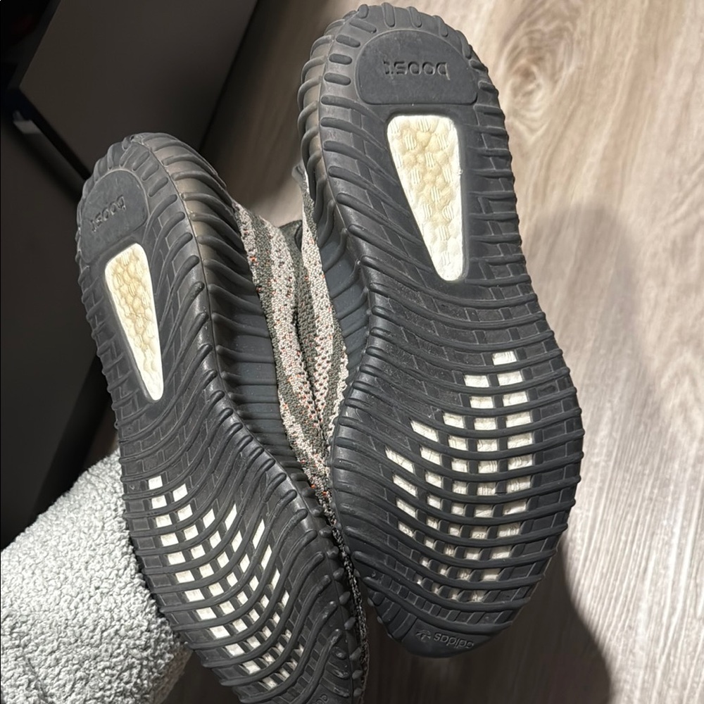 Yeezys - Picture 4 of 8